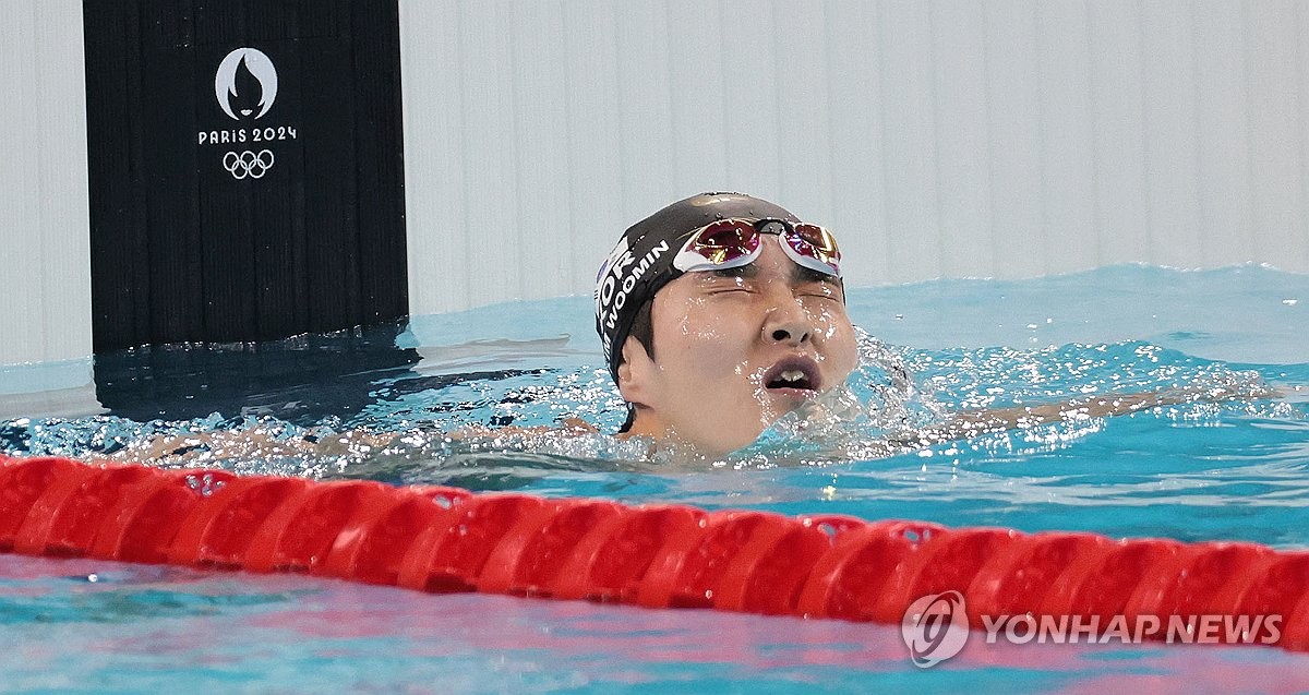 VAR介入判定有效！迪巴拉梅开二度，罗马3-0领先帕尔马