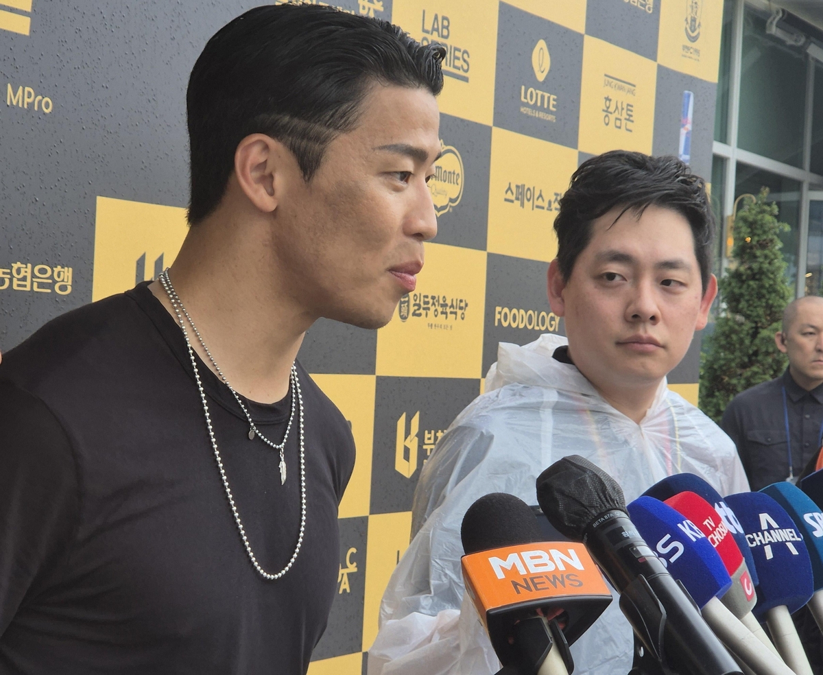 【拜仁经典】小鹿成长史丨穆夏拉拜仁官方访谈（下）