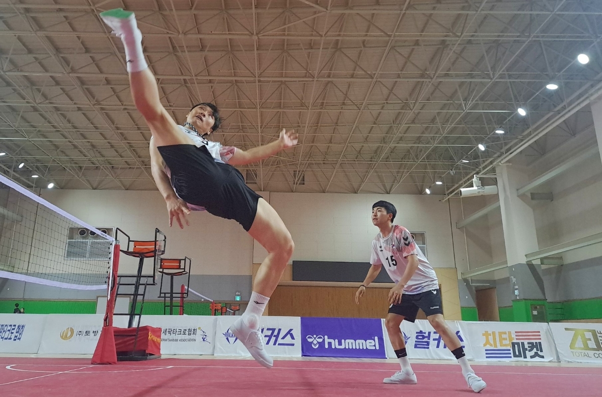比利亚雷亚尔vs巴列卡诺全场数据：射门数14-18，射正数5-3