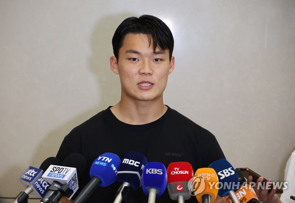 荷尔斯泰因基尔vs法兰克福球员评分：马尔穆什10分，克瑙夫6.2分