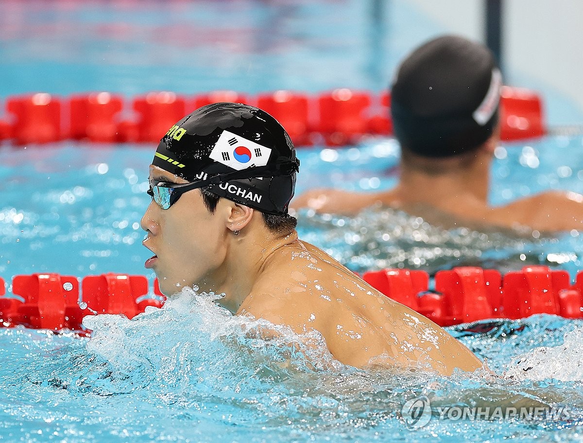 32分狂胜！自由人12人上场11人得分 约内斯库20+5+6