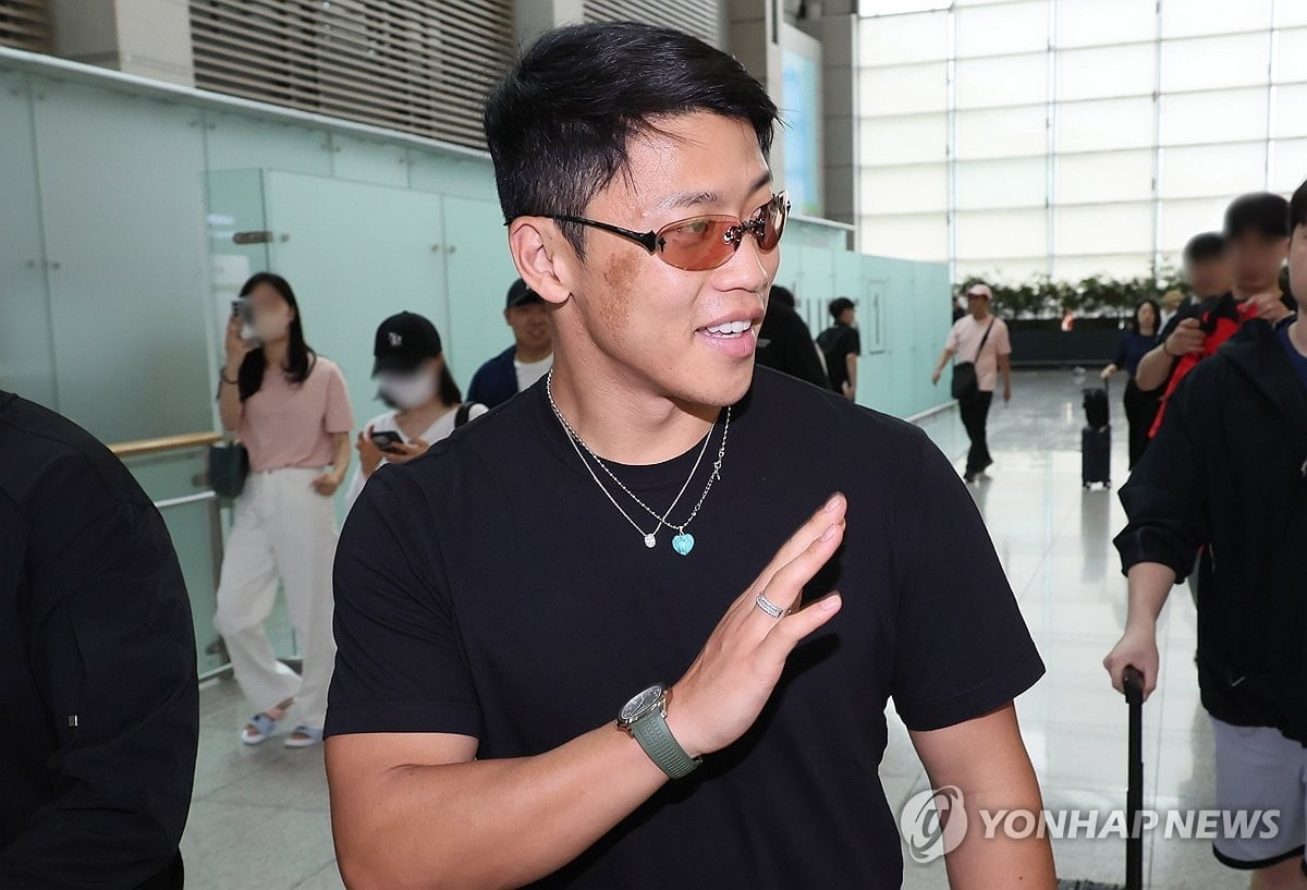 【英超集锦】胡伊森破门，热刺0-1客负伯恩茅斯跌至第十